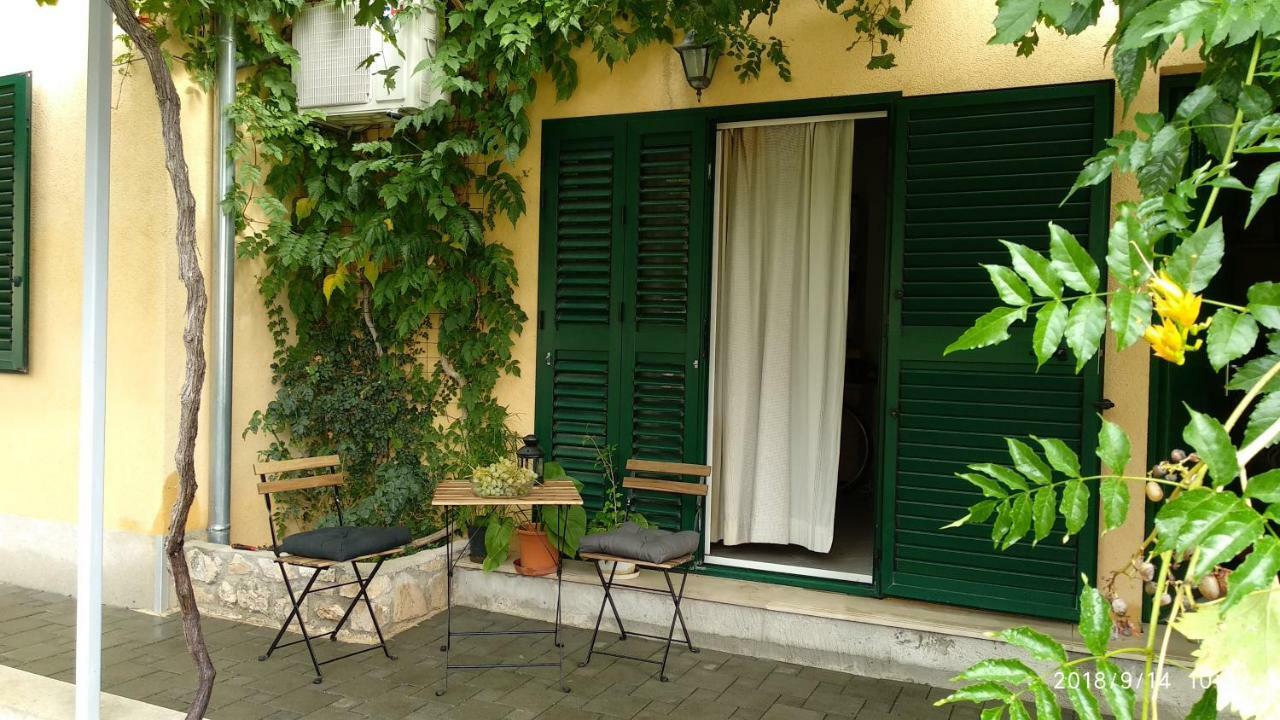 Sibenik Gorica Studio Apartman 5Xl Apartment Luaran gambar